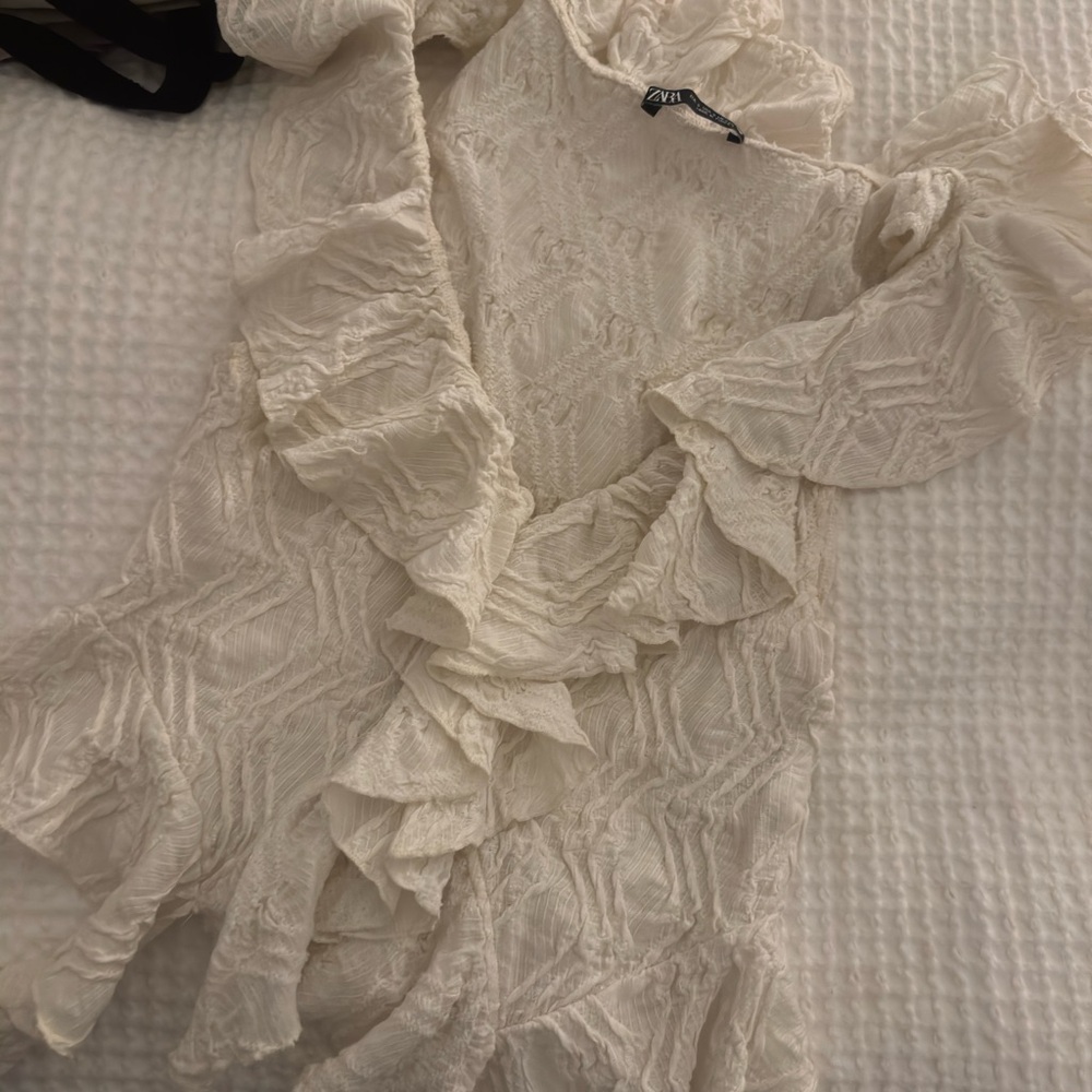Zara Cream Ruffled Blouse